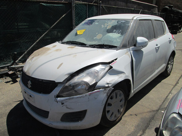 Suzuki Swift Fz 14i A White Wrecker In Sydney New Model Car Wreckers Sydney Used Part